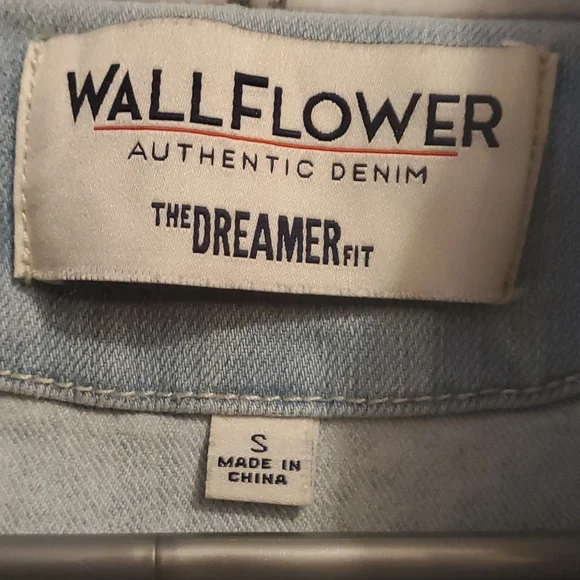 Jacket - Picture 2 of 3